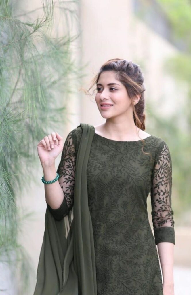 Stylish and Trending Kurti Neck Designs for Women | Libas