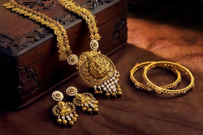 Indian Wedding Jewellery for an NRI Bridal Trousseau in 2022 - SBNRI