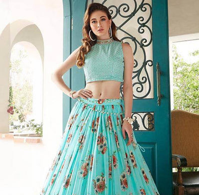Best Crop Top Lehenga Designs for NRI Events. Image from fashionmozo.com