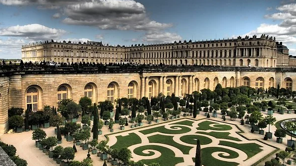 7 Must Visit Museums in France- Palace of Versailles
