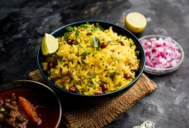 Most Healthy Indian Breakfast Dishes- Poha