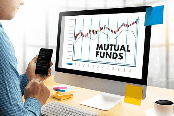 Things to Consider For NRIs Who Want to Invest in Mutual Funds in India